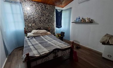 Venta de casa en Altos de Cerro Azul