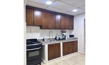 VENDO CASA EN San Antonio, Urbanizacion Camino Real