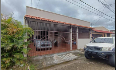 VENDO CASA EN San Antonio, Urbanizacion Camino Real