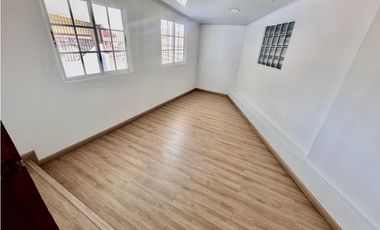 VENTA CASA CERRO VIENTO DE OPORTUNIDAD (EC)