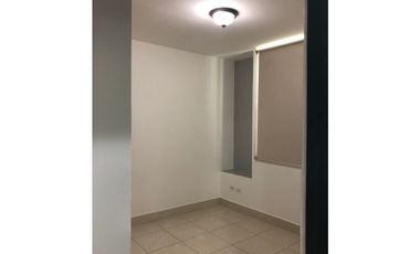 ALQUILO APARTAMENTO EN EDISON PARK, 2 RECAMARAS, LINEA BLANCA, 70M2.
