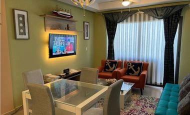 Venta de apartamento con vista al mar en PH Playa del Sol, San Carlos