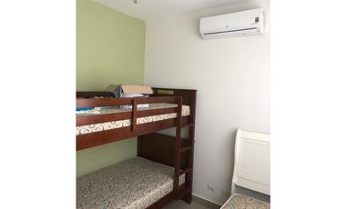 Venta de apartamento con vista al mar en PH Playa del Sol, San Carlos