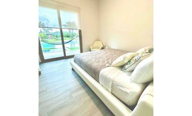 VENTA VILLA PLAYA ESCONDIDA CON JACUZZI PRIVADO