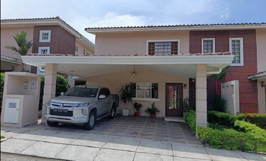 Venta de Casa en Brisas del Golf