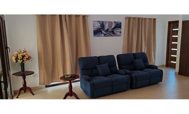 Venta de casa de playa en Coco Del Mar, Las Tablas