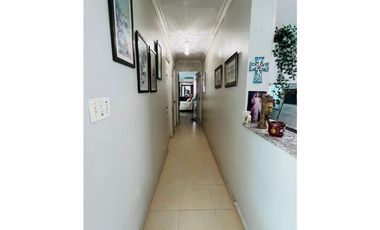 VENDO APARTAMENTO EN SAN FRANCISCO, 2 RECAMARAS, 105M2, CON BALCON.