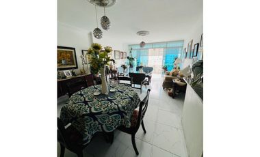 VENDO APARTAMENTO EN SAN FRANCISCO, 2 RECAMARAS, 105M2, CON BALCON.