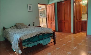 Casa ubicada en la Urbanización Club de Golf de Coronado BK