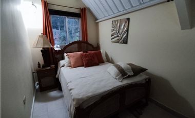VENTA DE CASA EN ALTOS DE CERRO AZUL