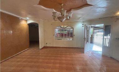 VENTA DE CASA EN SAN ANTONIO