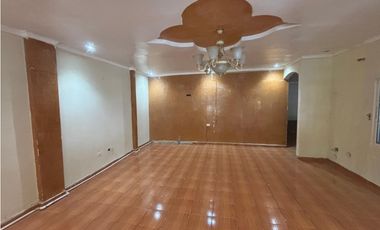 VENTA DE CASA EN SAN ANTONIO