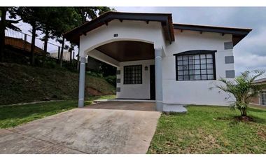 SE VENDE CASA en Residencial El Edén, CODCA