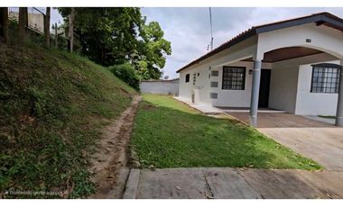 SE VENDE CASA en Residencial El Edén, CODCA