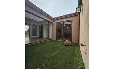 Alquiler/Venta de casa en Residencial Cubitá, Chitré
