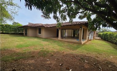 Alquiler/Venta de casa en Residencial Cubitá, Chitré