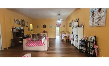 Casa en esquina - Venta - Diablo - Ancón