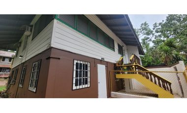 Casa en esquina - Venta - Diablo - Ancón