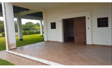 VENDO CASA DEL VIENTO EN CRUDO EN PUNTA CHAME,