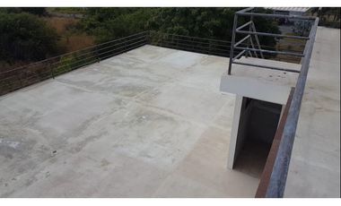 VENDO CASA DEL VIENTO EN CRUDO EN PUNTA CHAME,
