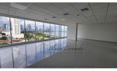OFICINA EN VENTA EN AVENIDA BALBOA