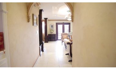 VENDO CASA EN EL BOSQUE, RESIDENCIAL DORAL REMODELADA