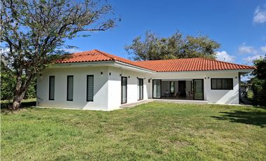 Casa de playa nueva con 3 recamaras