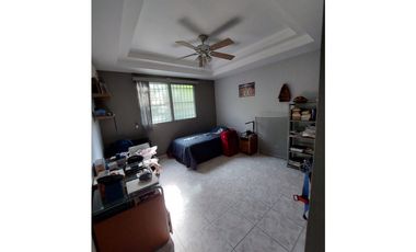 VENDO o ALQUILO CASA EN BETANIA - VILLA DE LAS FUENTES II