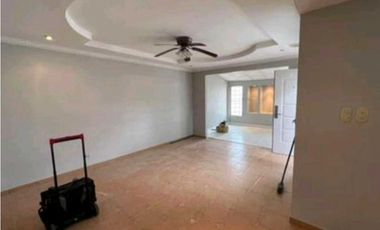 VENDO CASA CON APTO DE ALQUILER IDEAL PARA INVERSION TODOS OCUPADOS.