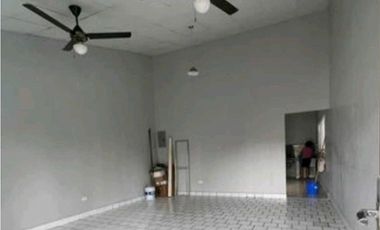 VENDO CASA CON APTO DE ALQUILER IDEAL PARA INVERSION TODOS OCUPADOS.