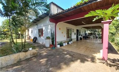 VENDO HACIENDA COLOMBIA VILLALOBO PEDREGAL USO RESIDENCIAL O COMERCIAL