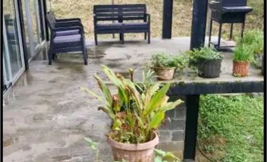 REMATE VENDO CASA DE 2 PISOS EN ALTOS DE CERRO AZUL .