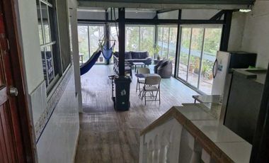 REMATE VENDO CASA DE 2 PISOS EN ALTOS DE CERRO AZUL .