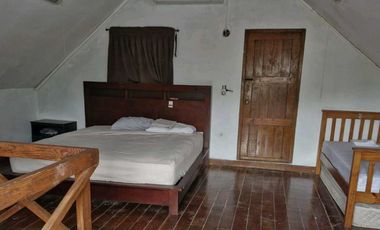 REMATE VENDO CASA DE 2 PISOS EN ALTOS DE CERRO AZUL .