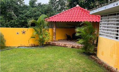 VENDO CASA EN RIO HATO STA CLARA