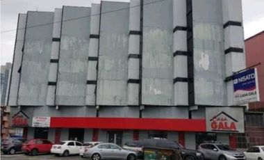 VENDO O ALQUILO EDIFICIO ANTIGUO CASA GALA EN ESQUINA EN PEREJIL PTY