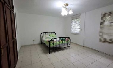 Venta de casa En Altos de Cerro Azul
