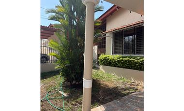 VENTA DE CASA EN BRISAS DEL GOLF