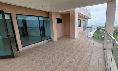 Se vende apartamento en PH Las Olas 2, San Carlos