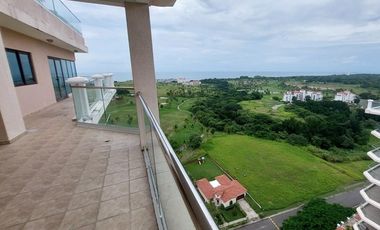 Se vende apartamento en PH Las Olas 2, San Carlos