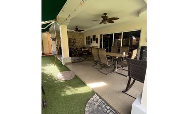 VENTA CASA BRISAS DEL GOLF PH VILLA ALTA