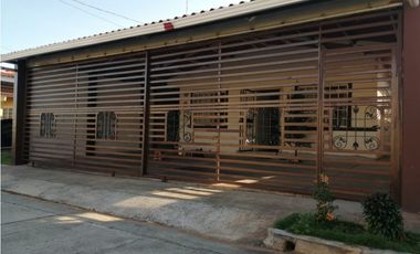 VENDO CASA EN URB. RESIDENCIAL VERONICA
