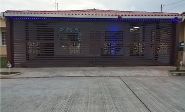 VENDO CASA EN URB. RESIDENCIAL VERONICA