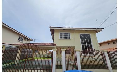 Venta/Alquiler de casa en Villas del Golf, Chitré