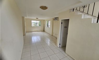 Venta/Alquiler de casa en Villas del Golf, Chitré