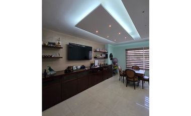 Venta de Casa en Costa del Este P.H. Costa de las Perlas