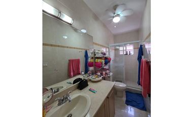 Venta de Casa en Costa del Este P.H. Costa de las Perlas