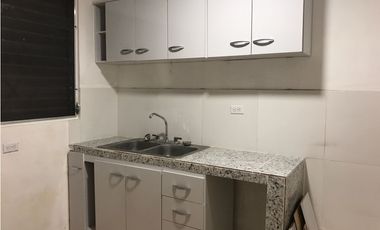 ALQUILO CASA ANEXO CRISTO REY AUTOMOTOR