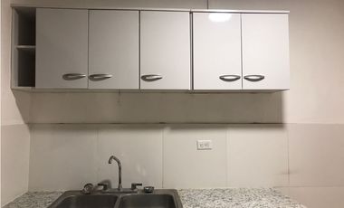 ALQUILO CASA ANEXO CRISTO REY AUTOMOTOR