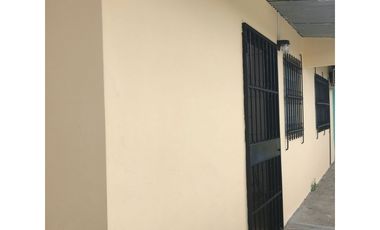 ALQUILO CASA ANEXO CRISTO REY AUTOMOTOR